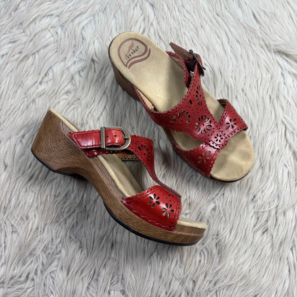 Dansko Women's 36 US 5.5 6 Red Laser Cut Floral Clog Sandals Scandi Boho